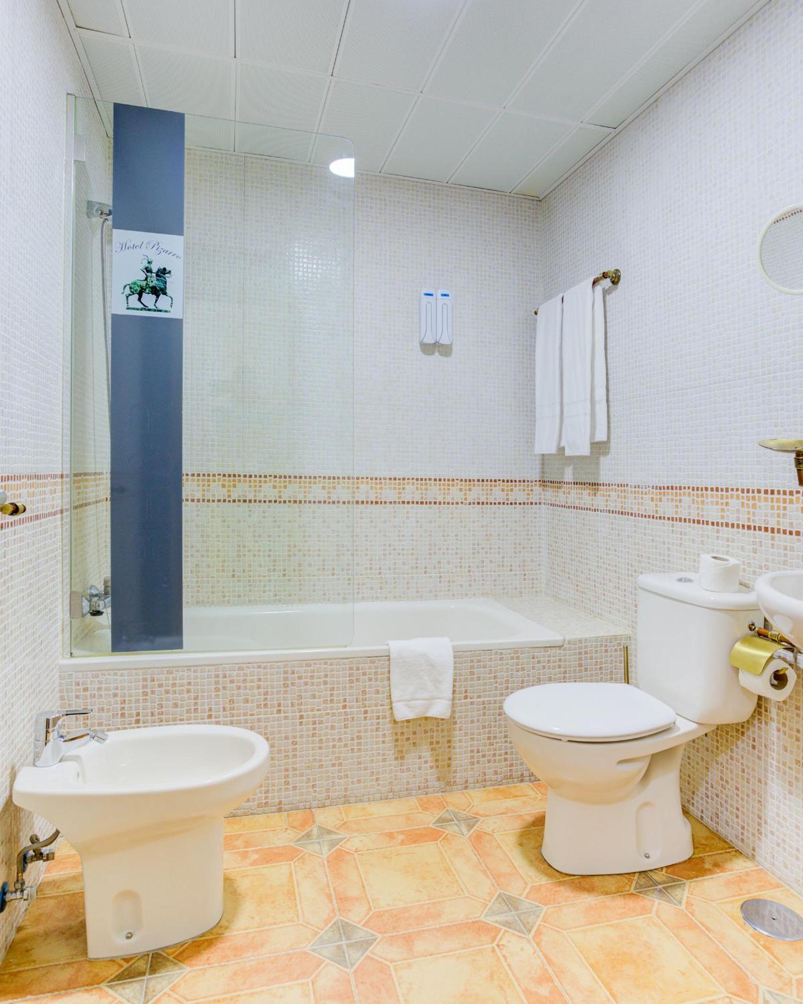 Hotel Pizarro Humanes de Madrid Ngoại thất bức ảnh