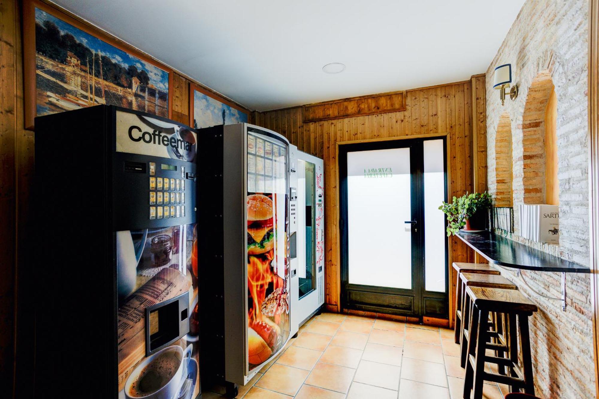 Hotel Pizarro Humanes de Madrid Ngoại thất bức ảnh