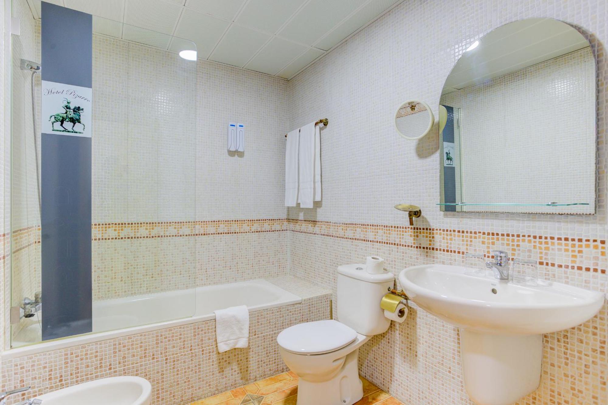 Hotel Pizarro Humanes de Madrid Ngoại thất bức ảnh